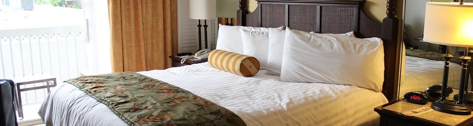 hotelroom-2205447_960_720.jpg